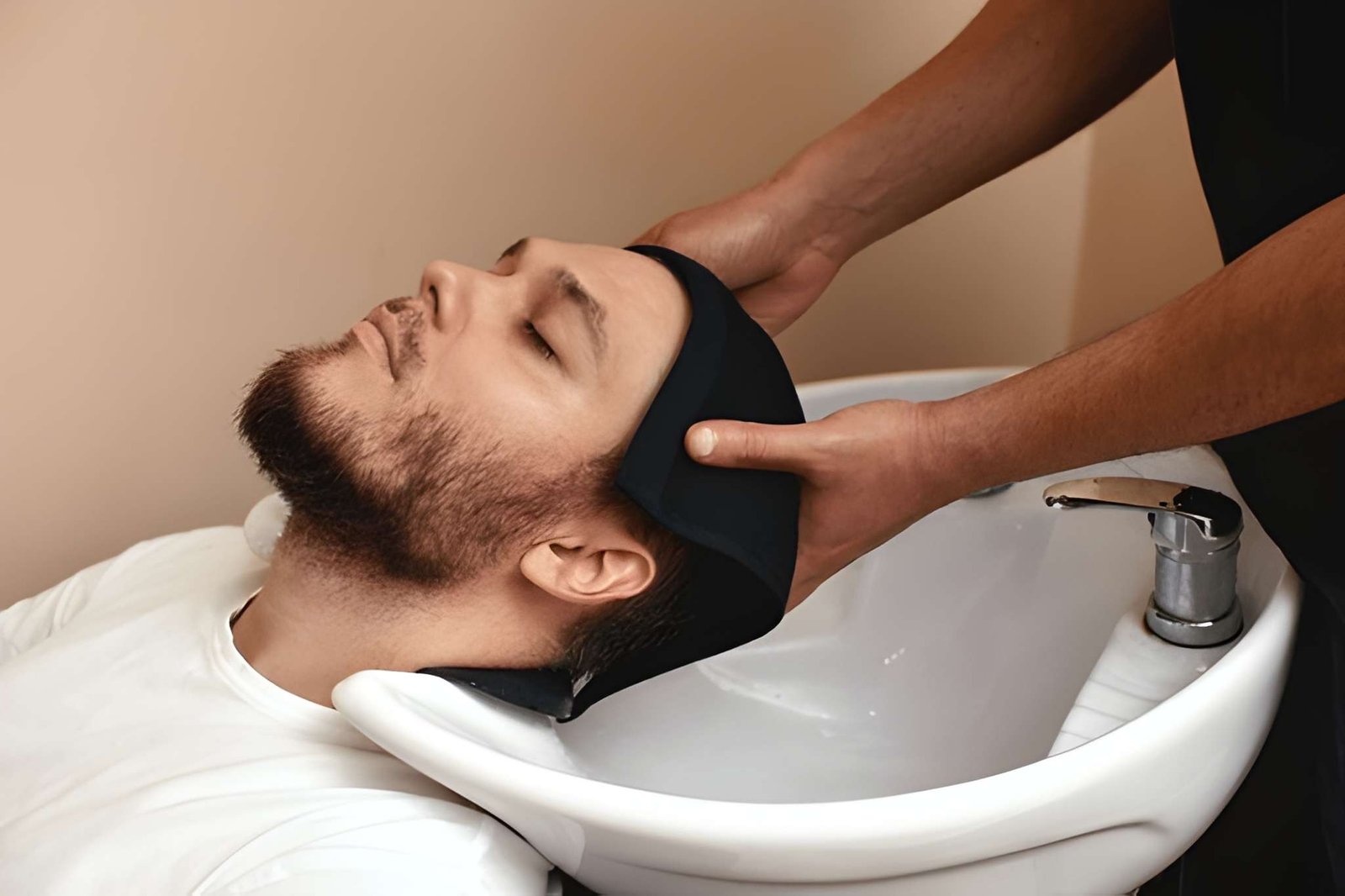 Hair spa and massage for him at La Gracia