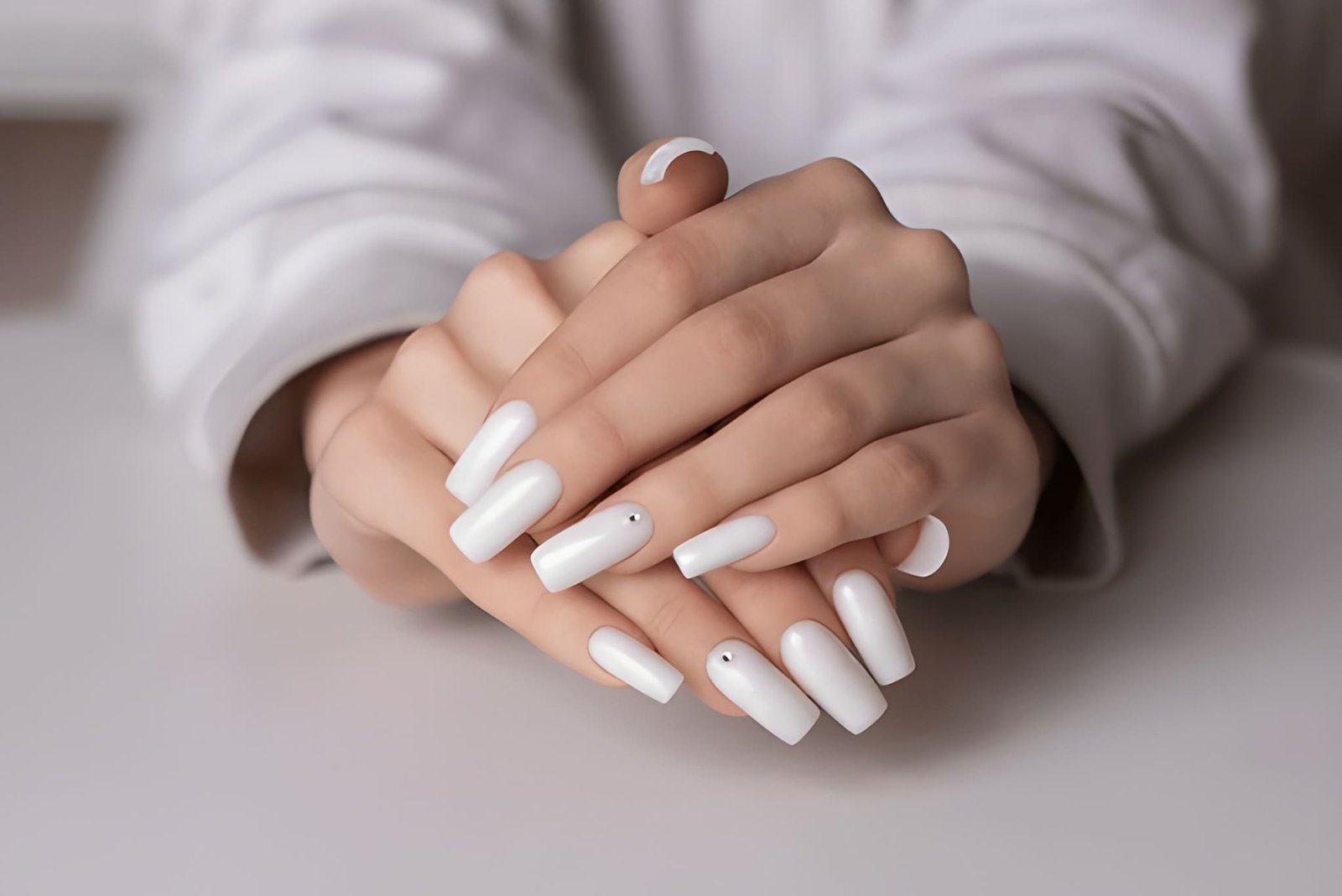 Gel nail polish at La Gracia